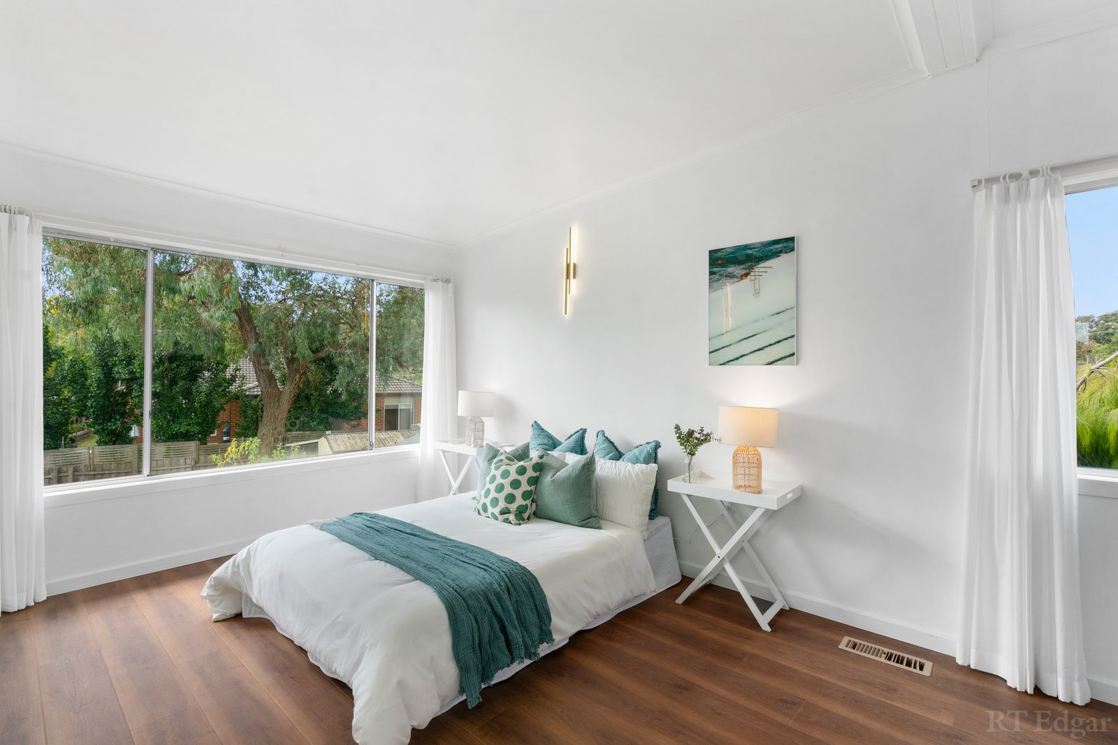 Real Estate and Property in 20 Valerie Court, Heathmont, VIC