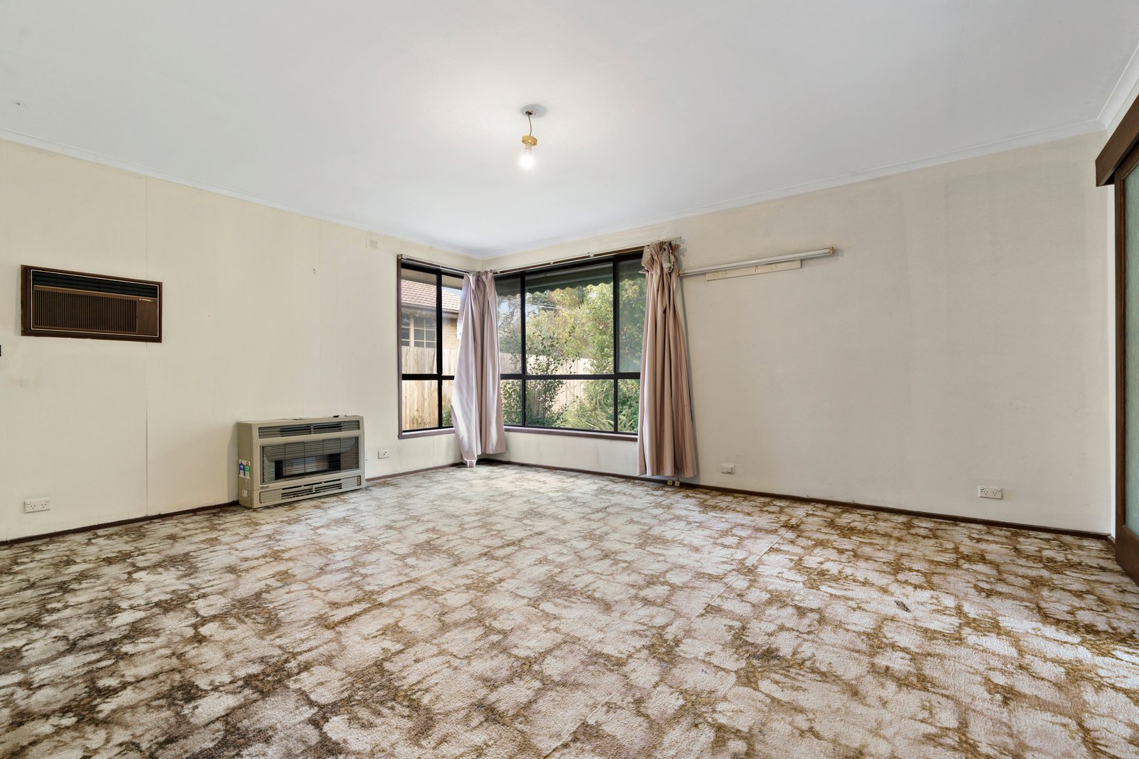 Real Estate and Property in 20 Waldheim Road, Bayswater, VIC