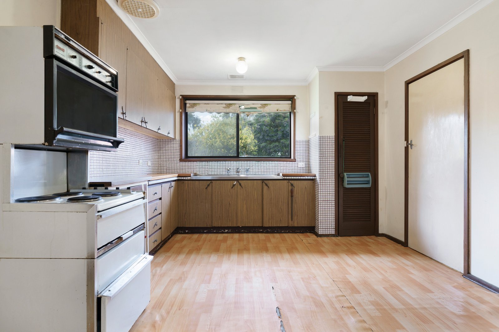 Real Estate and Property in 20 Waldheim Road, Bayswater, VIC