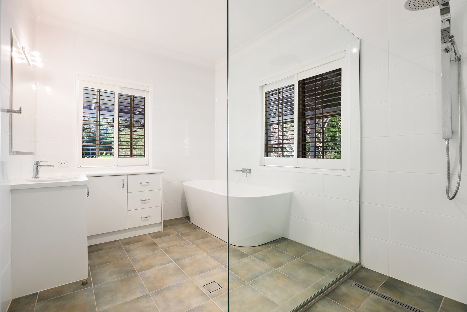 20 Walker Drive WORONGARY 14