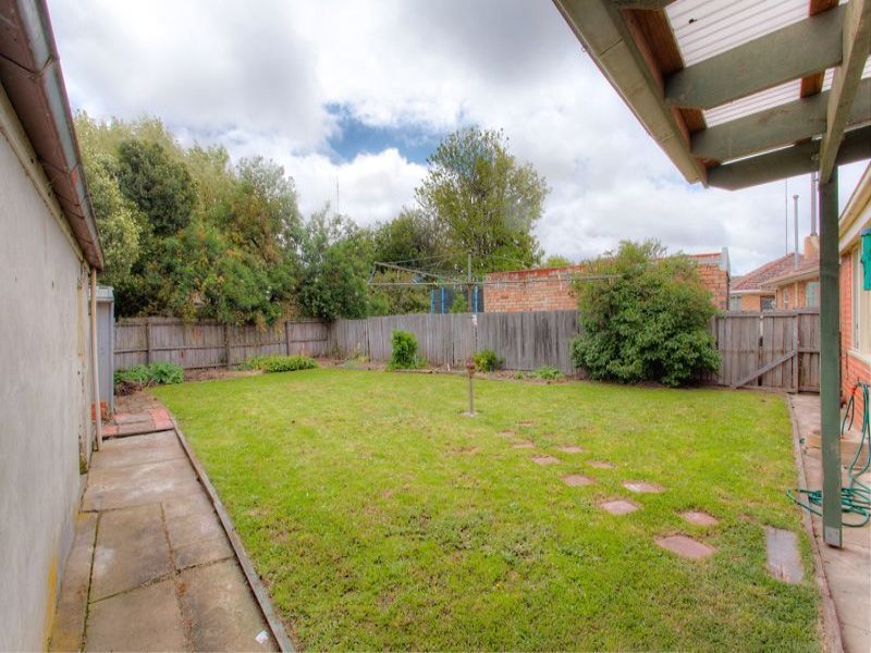 20 Waller Avenue NEWINGTON 7