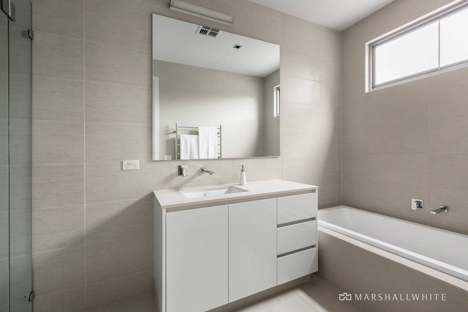 20 Wandsworth Road, Surrey Hills, VIC