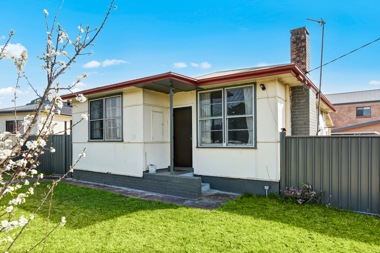 20 Waples Road UNANDERRA 4