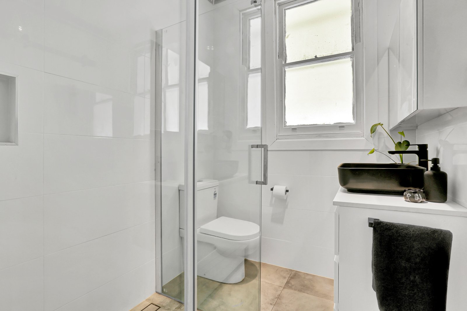 20 Waples Road UNANDERRA 8