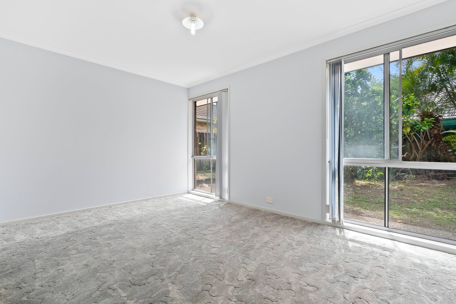 20 Waterdown Drive ELANORA 10