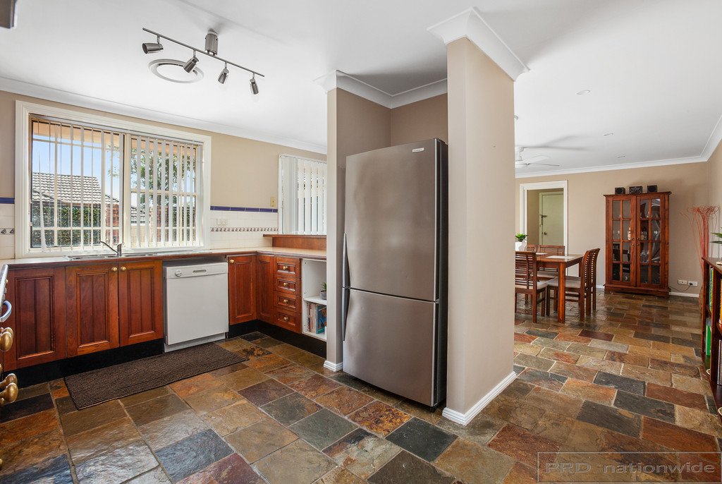 20 Welwin Crescent THORNTON 4