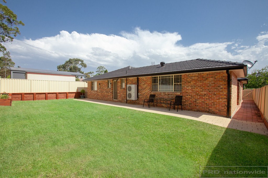 20 Welwin Crescent THORNTON 12