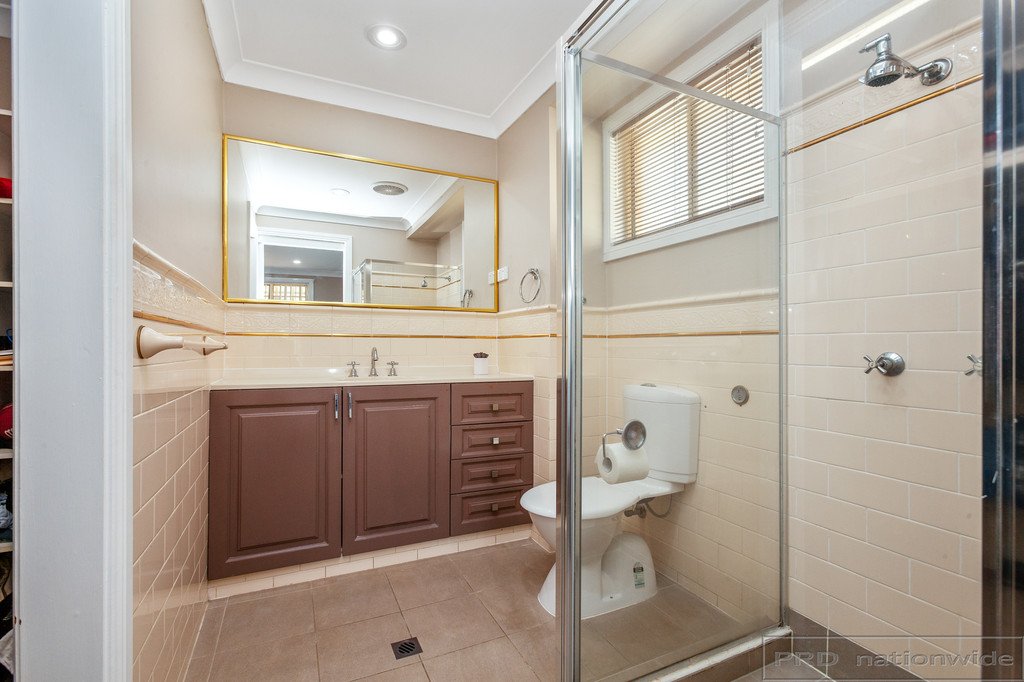 20 Welwin Crescent THORNTON 17