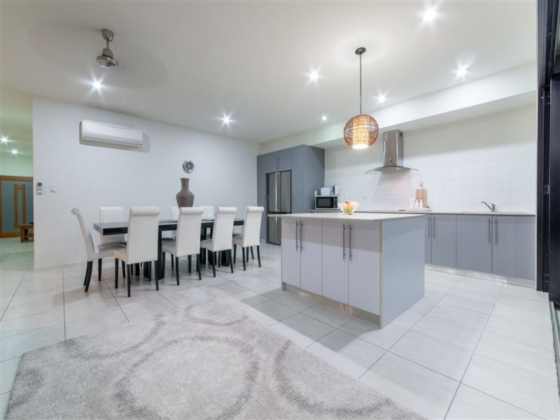 20 Whitehaven Crescent CANNONVALE 4