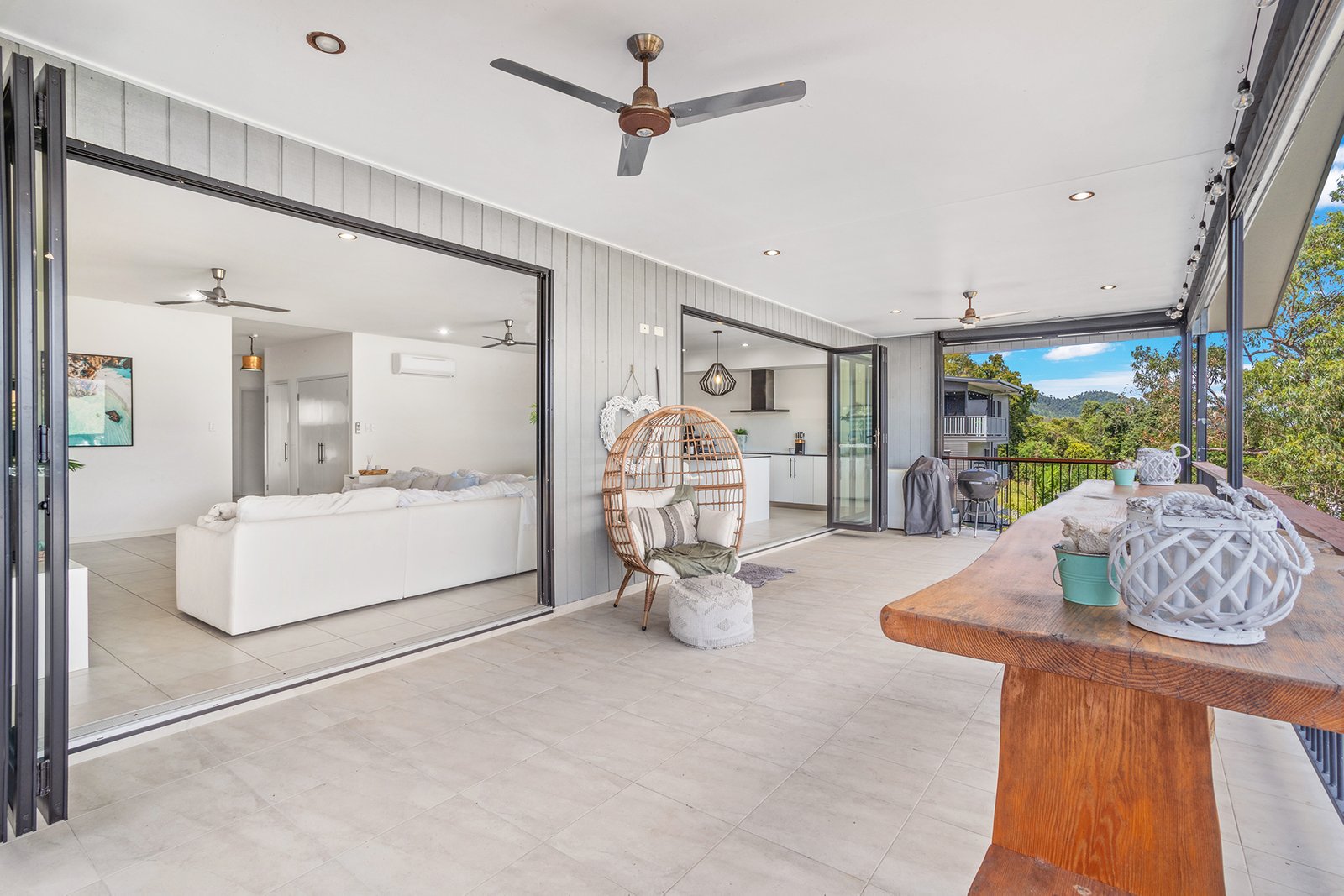 20 Whitehaven Crescent CANNONVALE 9