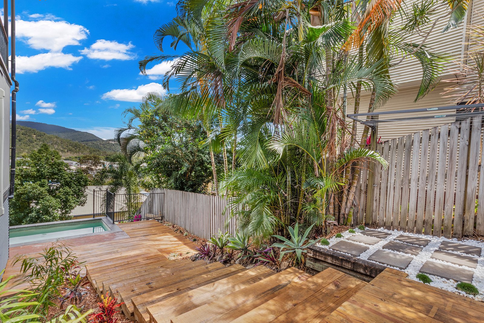 20 Whitehaven Crescent CANNONVALE 20