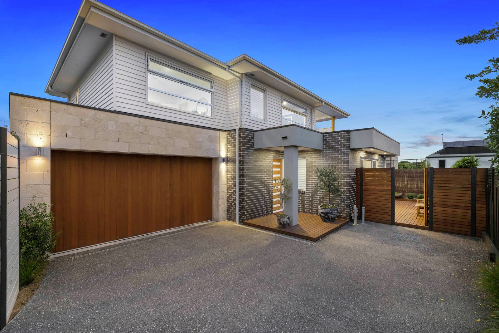 20 Williams Road Mornington 982373 | Marshall White