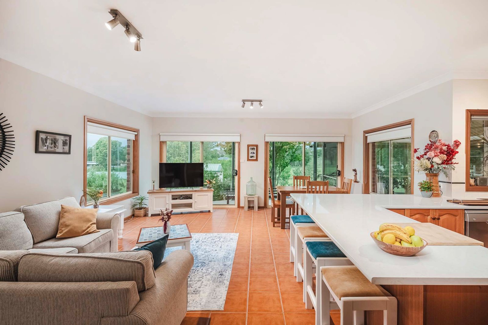 20 Willovale Drive BOLWARRA HEIGHTS 6