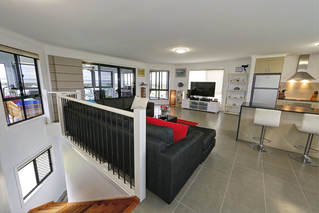 20 Woongoolbver Court RIVER HEADS 8