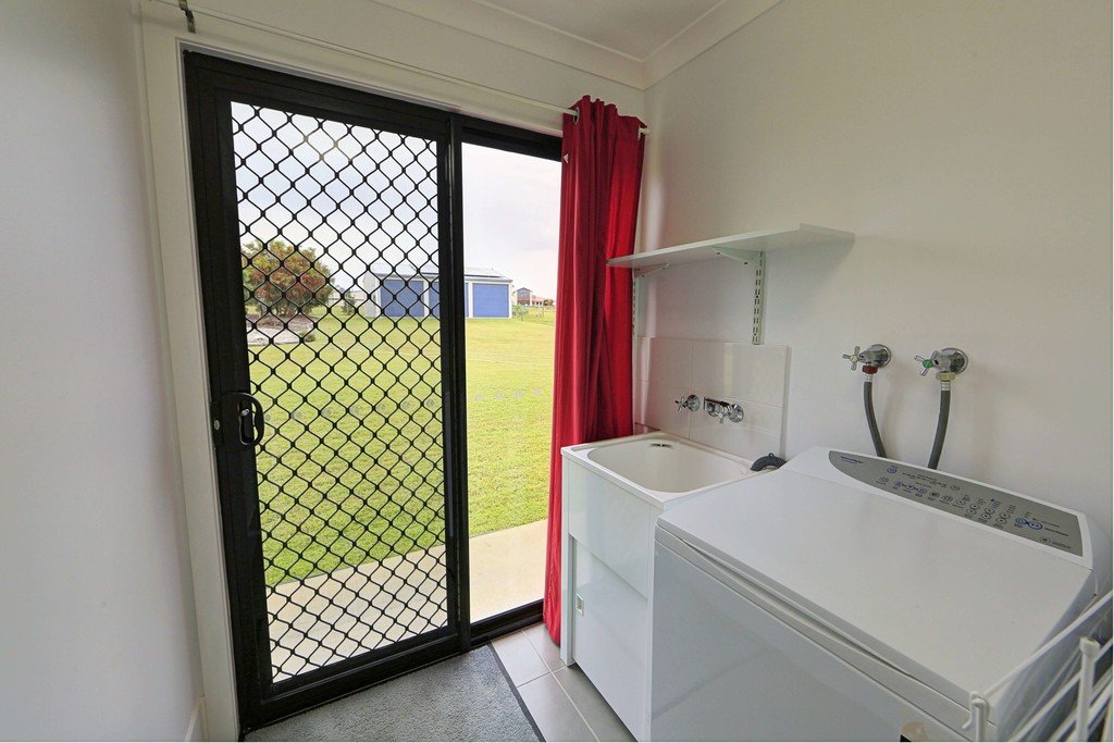 20 Woongoolbver Court RIVER HEADS 19