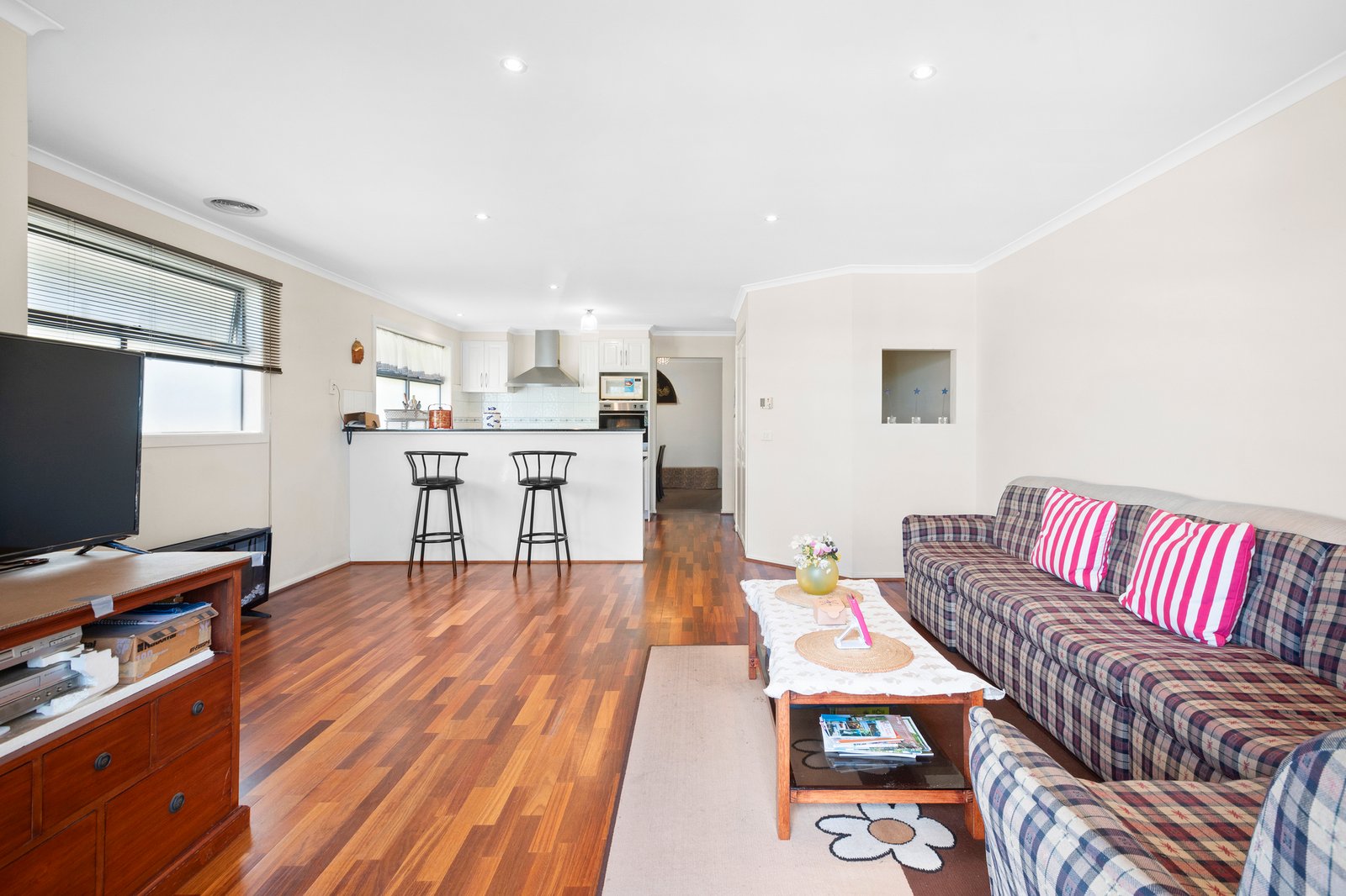 Gallery: 200 Beach Road
