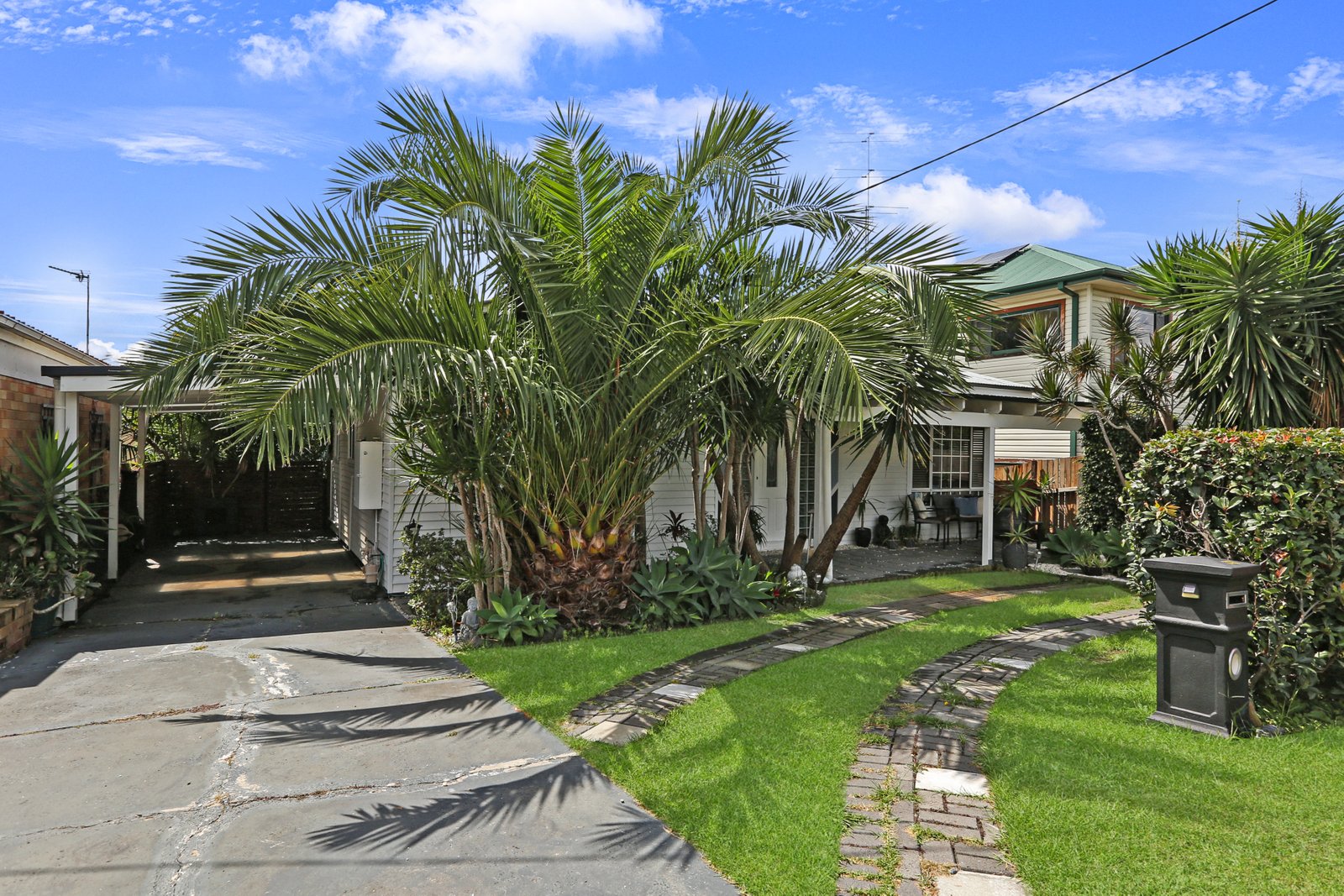 200 Farmborough Road FARMBOROUGH HEIGHTS 2