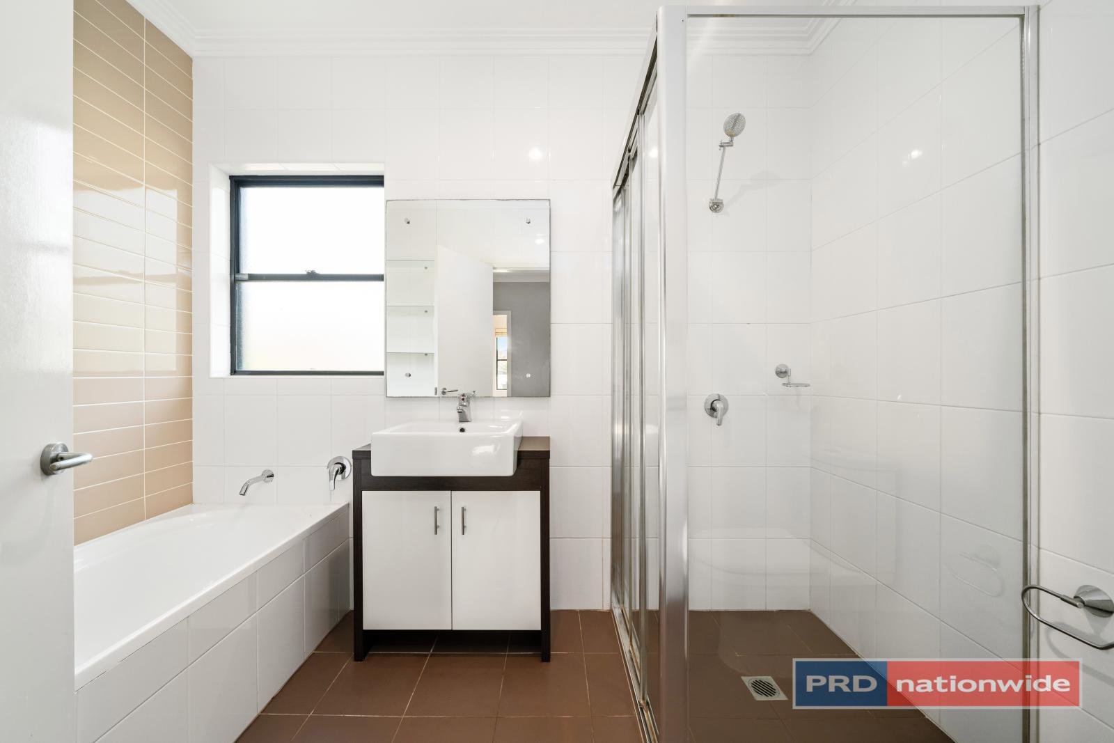 200 Lambeth Street PICNIC POINT 5