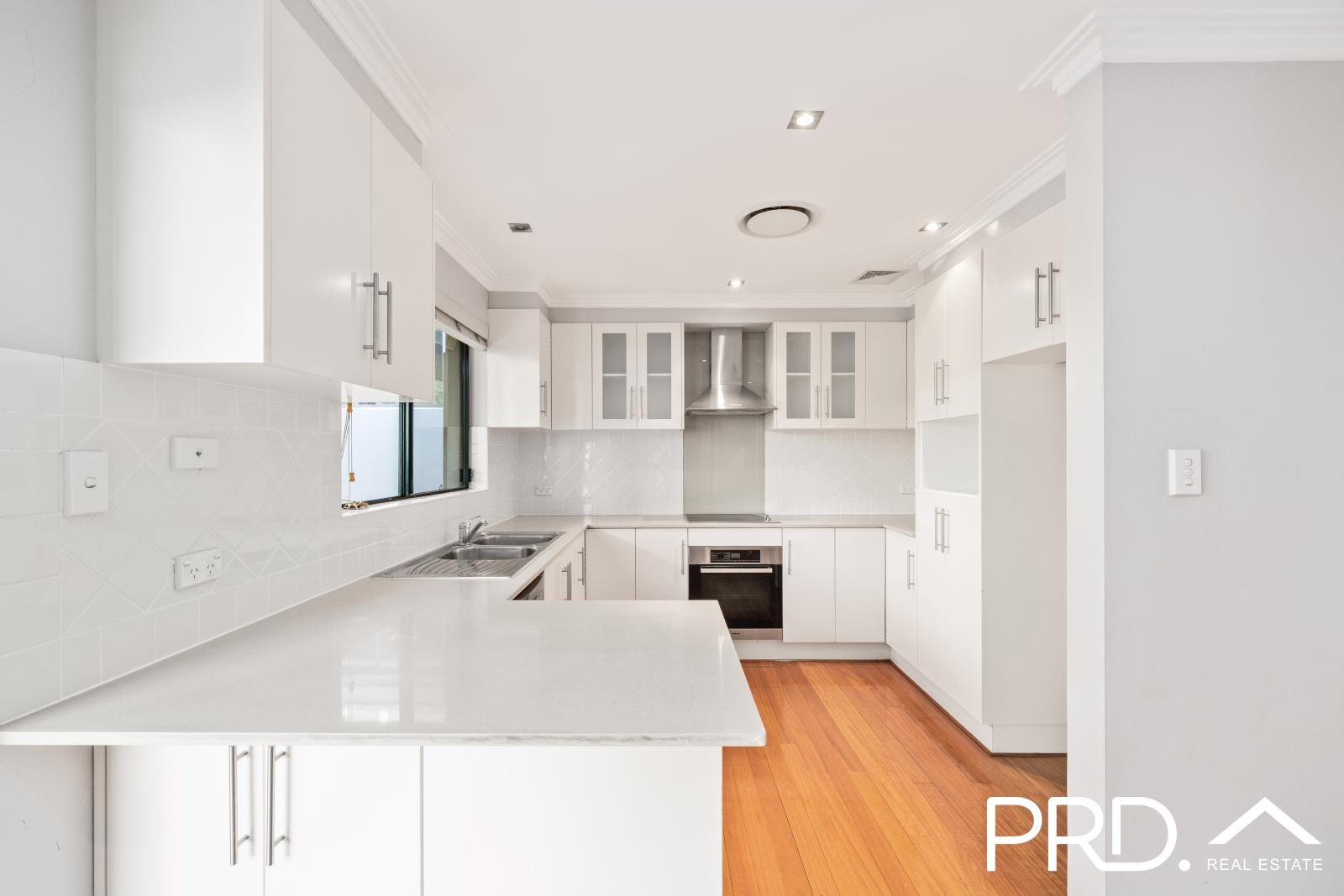 200 Lambeth Street PICNIC POINT 4