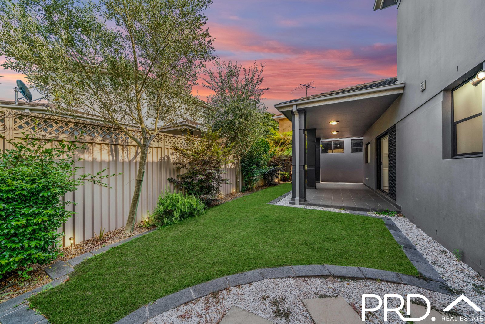 200 Lambeth Street PICNIC POINT 7