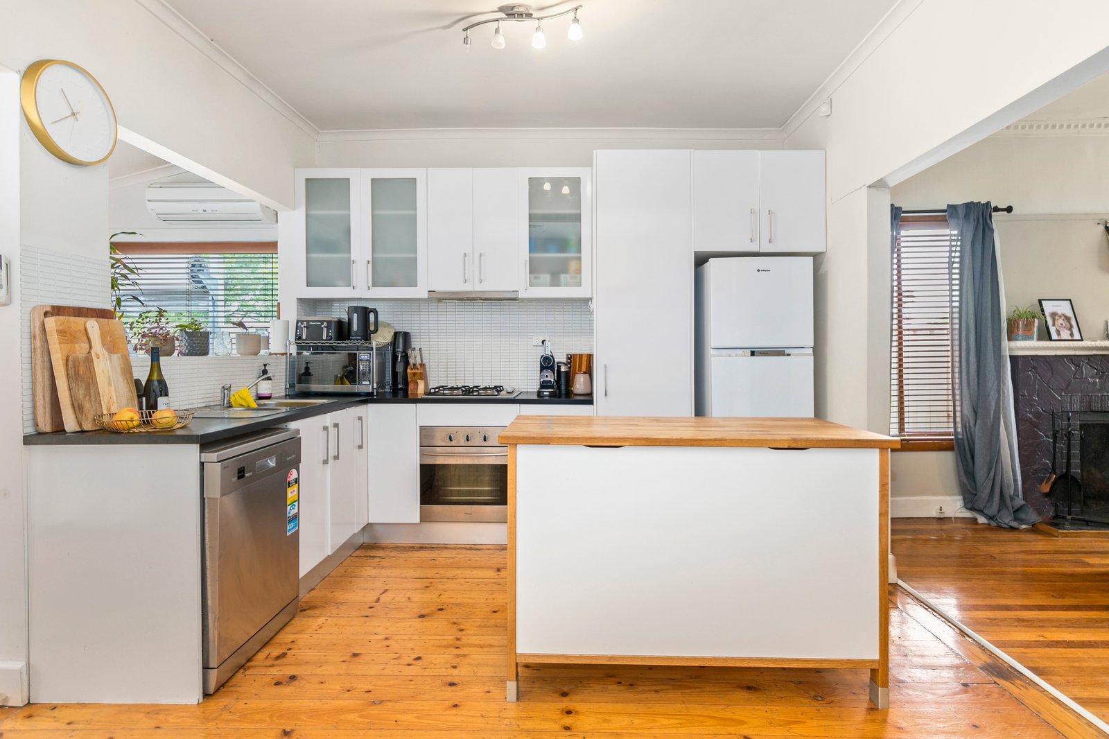 Gallery: 200 Roberts Street