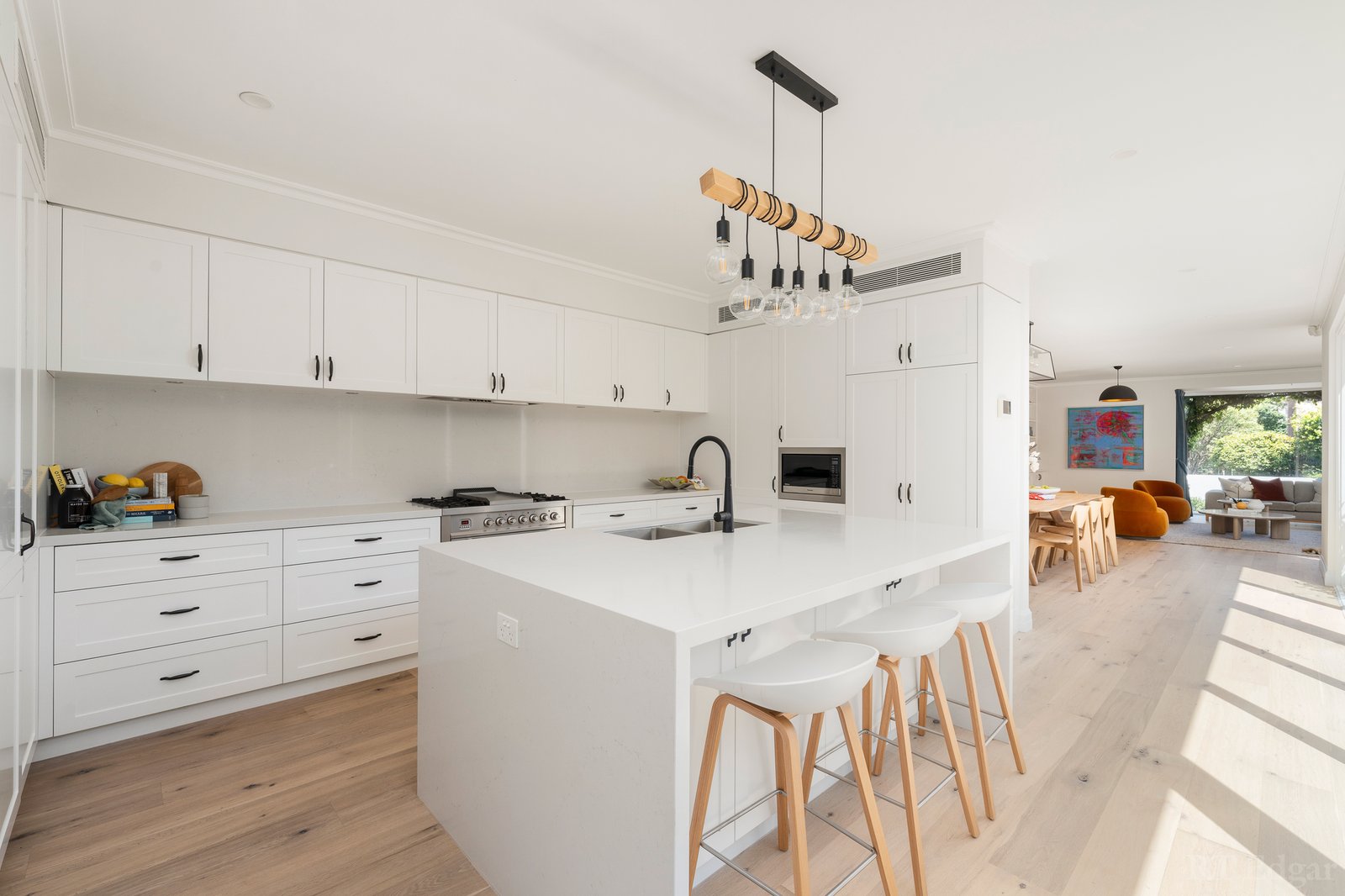 Real Estate and Property in 200 Walsh Street, South Yarra, VIC