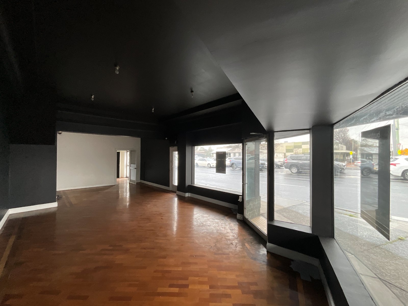 Gallery: 200 Warrigal Road