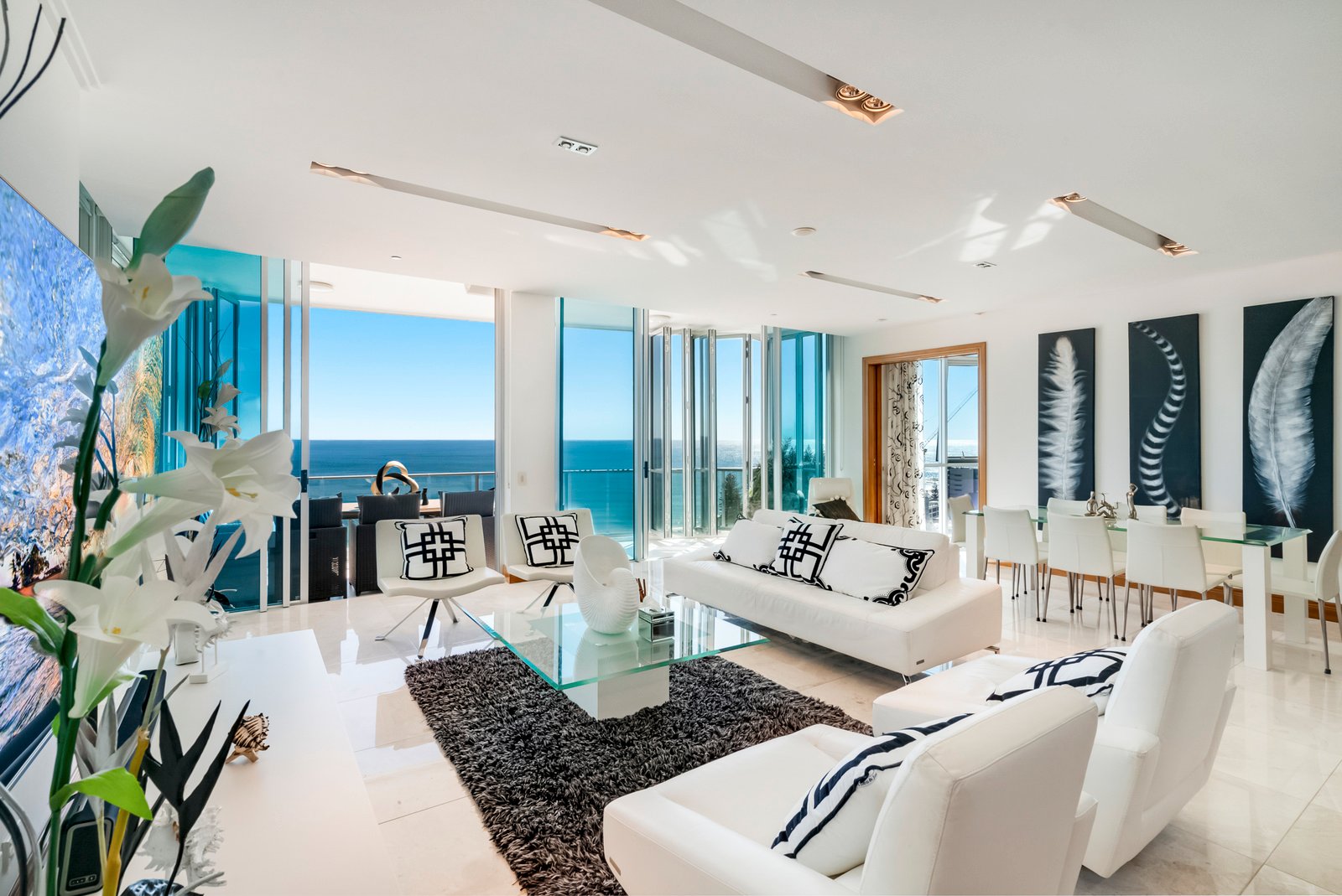 2001/120 Marine Pde  COOLANGATTA 5