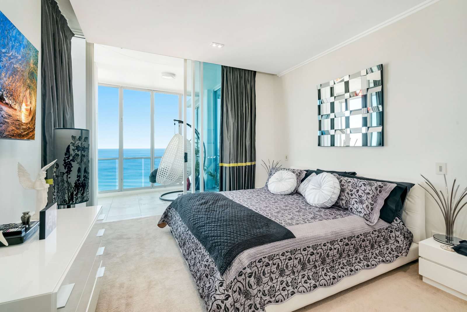 2001/120 Marine Pde  COOLANGATTA 12