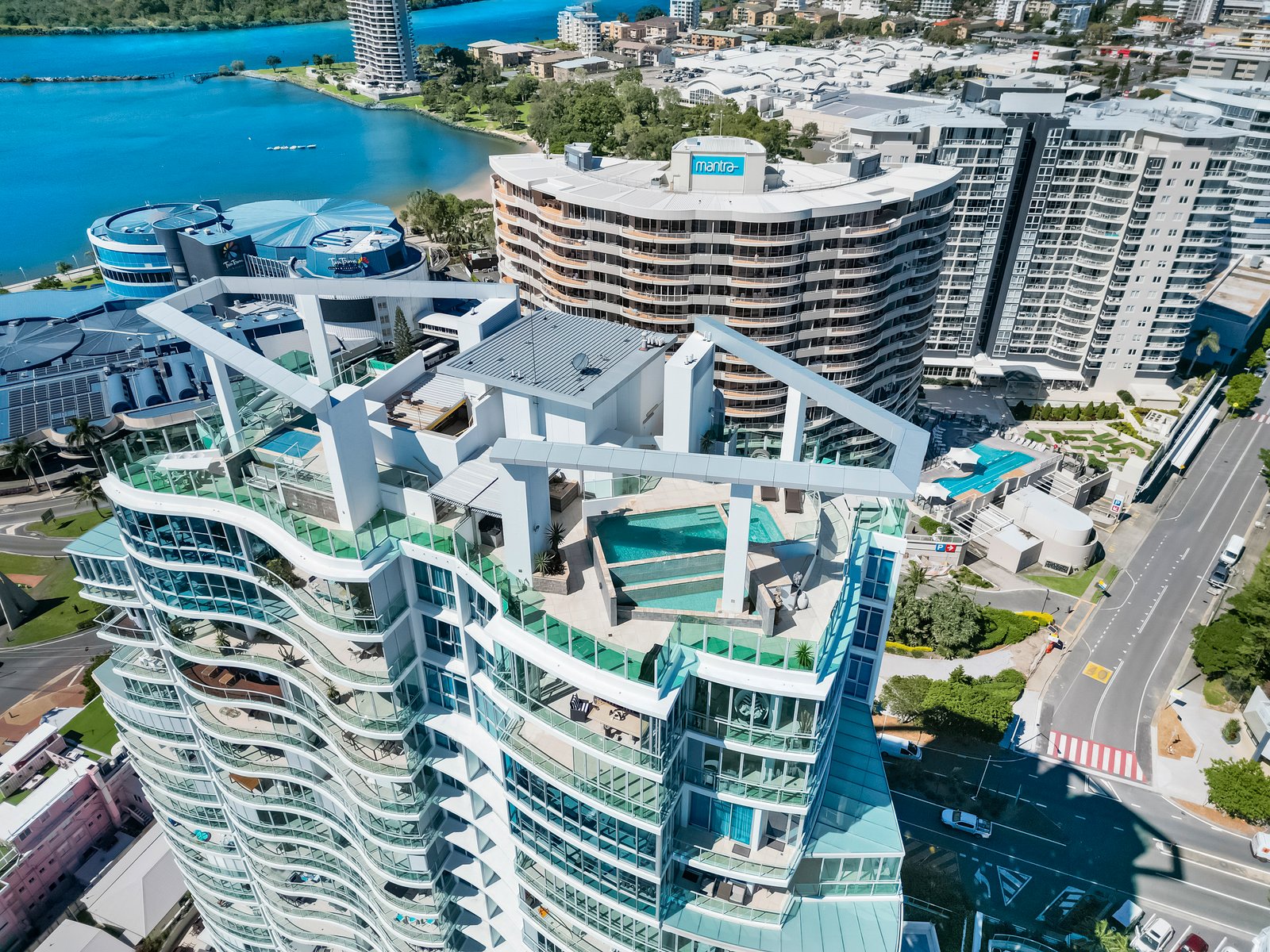 2001/120 Marine Pde  COOLANGATTA 21