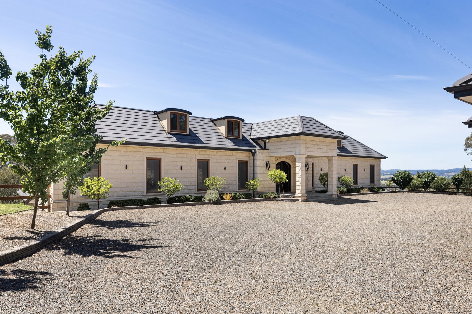 2002 Eltham Yarra Glen Road, Yarra Glen, 3775