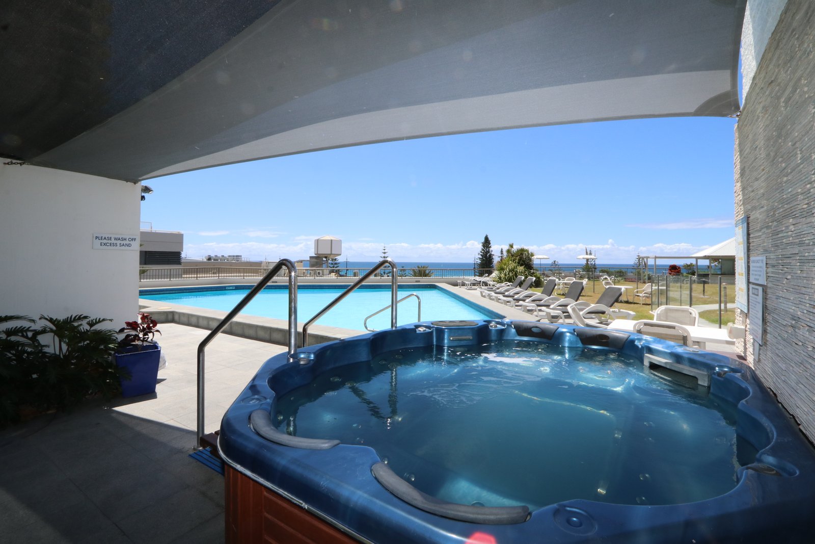 2002/9 Trickett Street SURFERS PARADISE 11