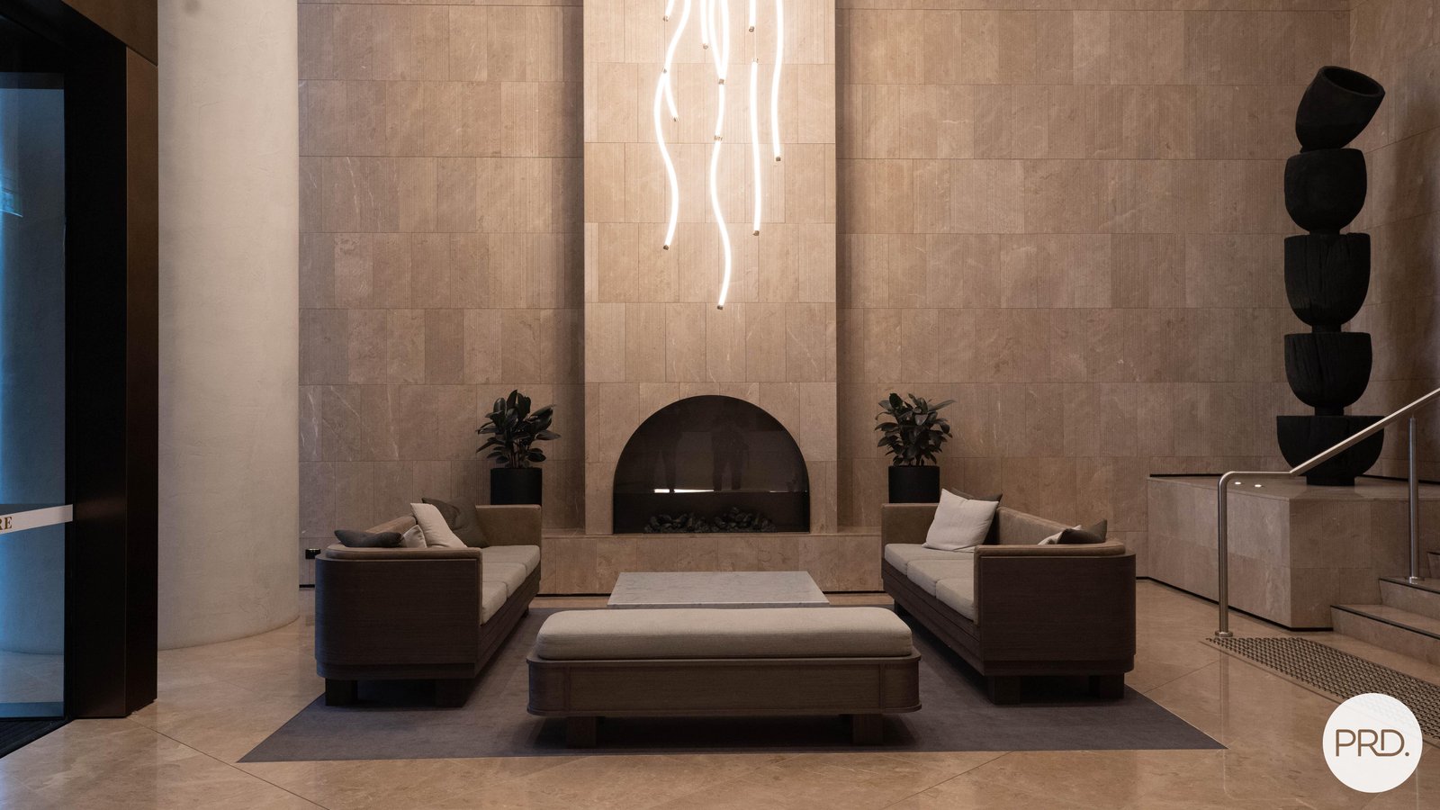 2003/63 La Trobe Street MELBOURNE 17