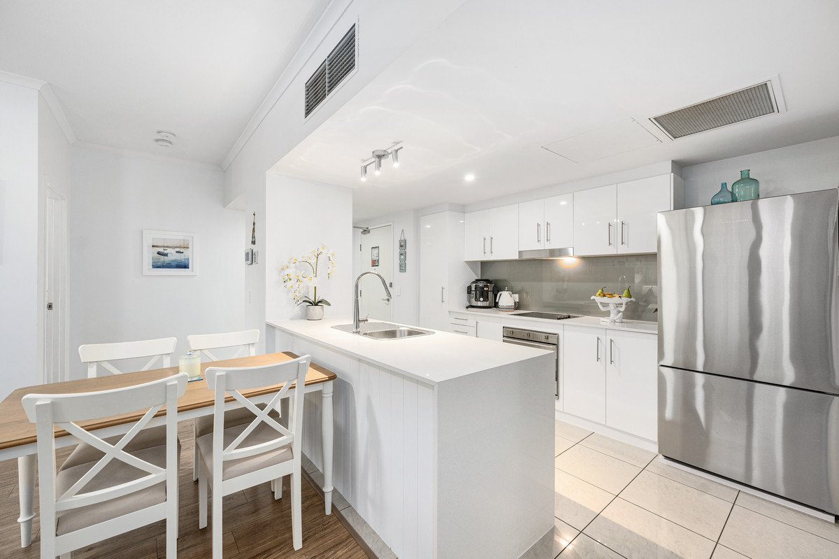 2008/1 Ocean Street BURLEIGH HEADS 8