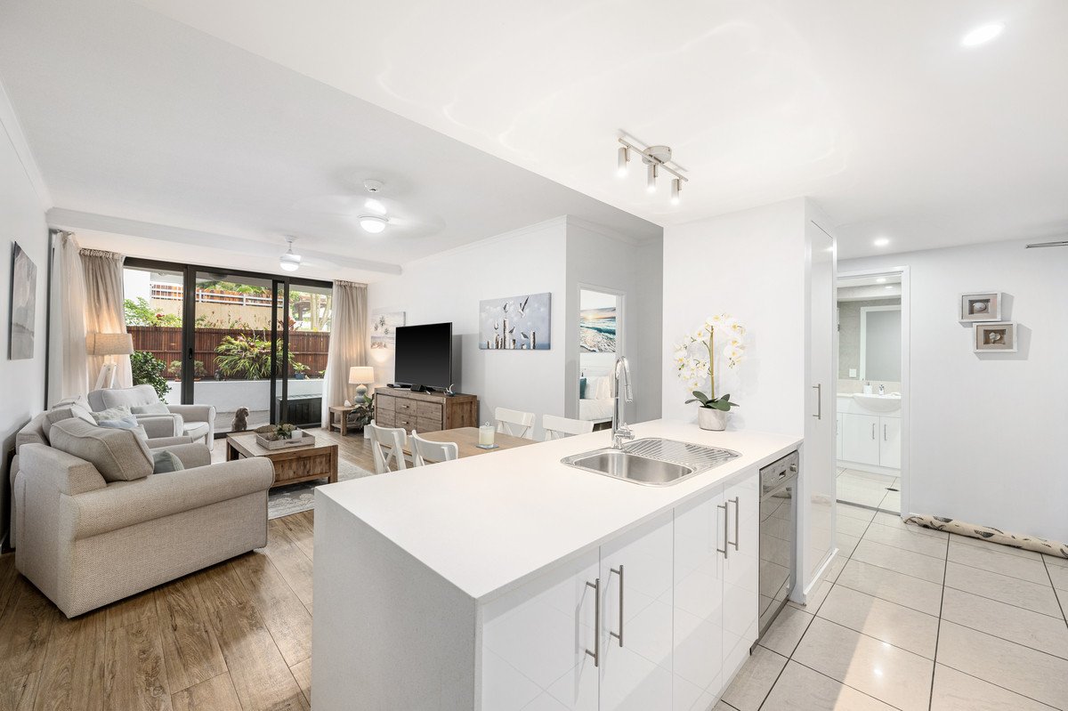 2008/1 Ocean Street BURLEIGH HEADS 9