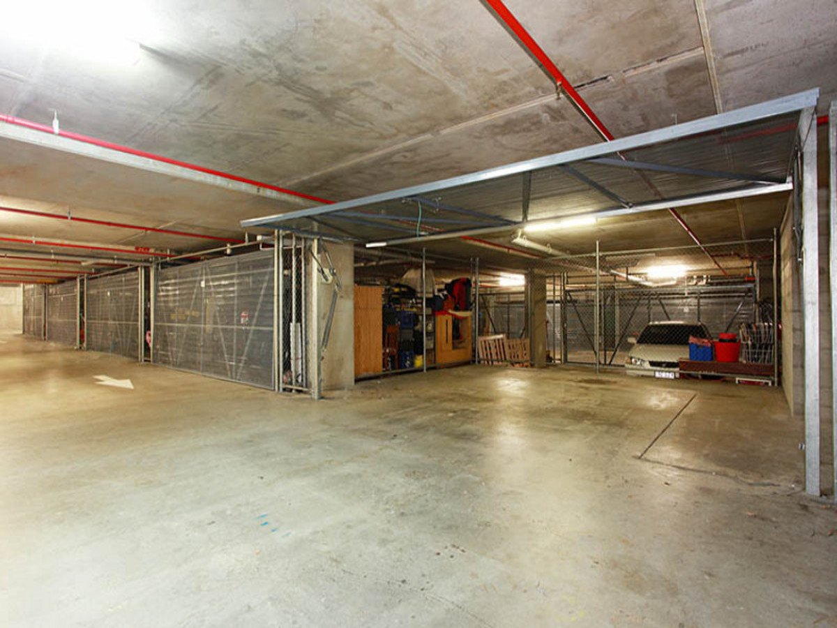 2008/1 Ocean Street BURLEIGH HEADS 18