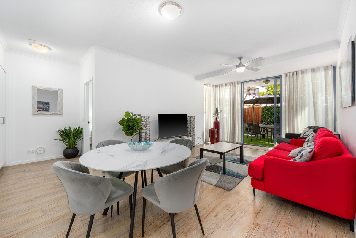2009/1 Ocean Street BURLEIGH HEADS 5