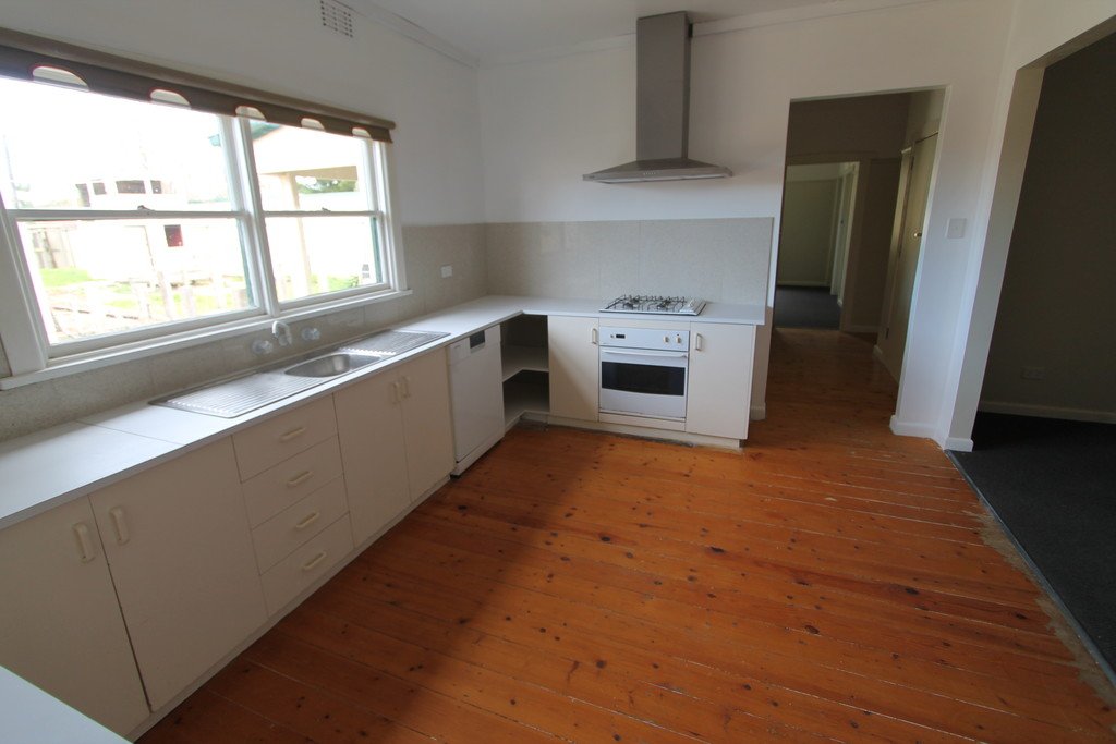 201 Bell Street REDAN 3