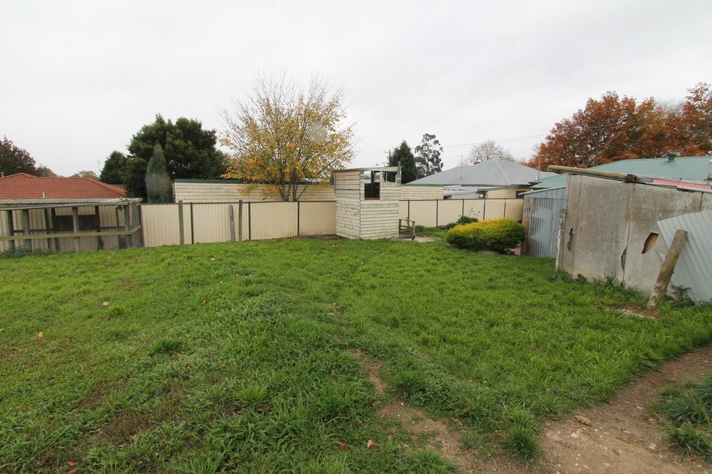 201 Bell Street REDAN 11