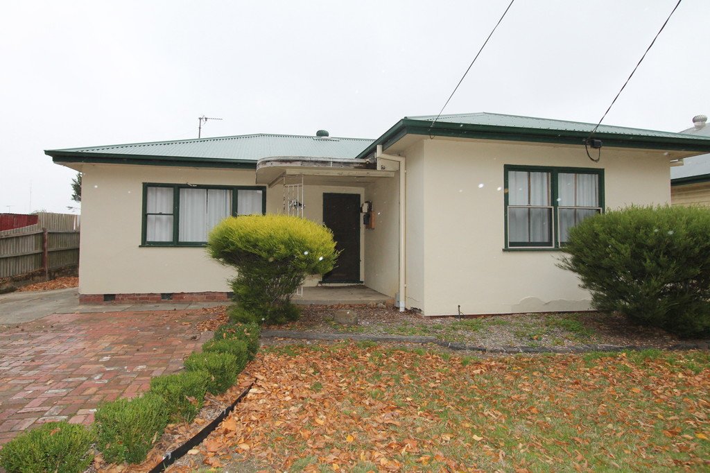 201 Bell Street REDAN 1