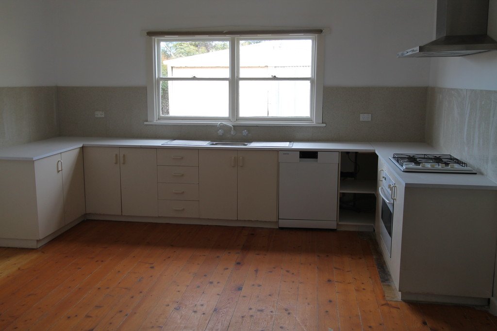 201 Bell Street REDAN 2