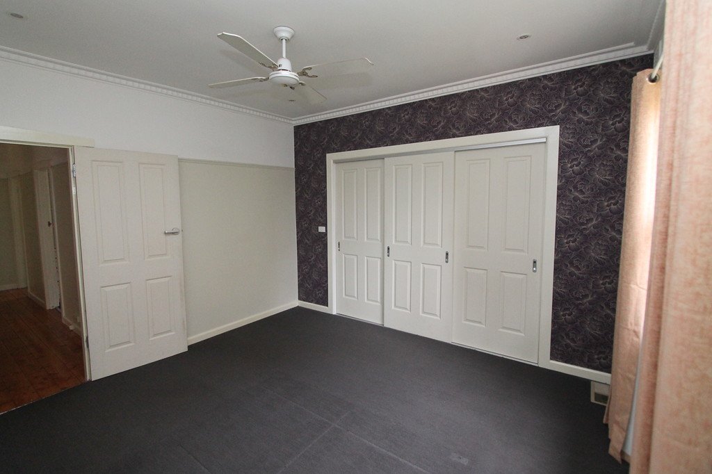 201 Bell Street REDAN 11