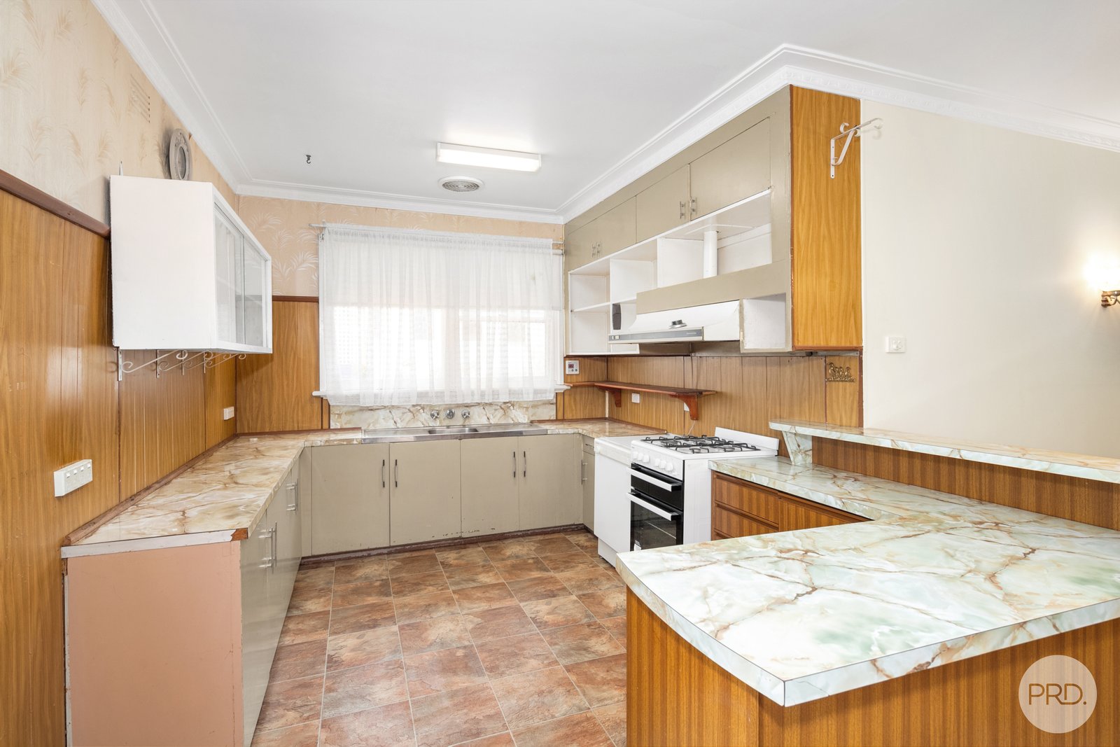 201 Boak Avenue MOUNT HELEN 5