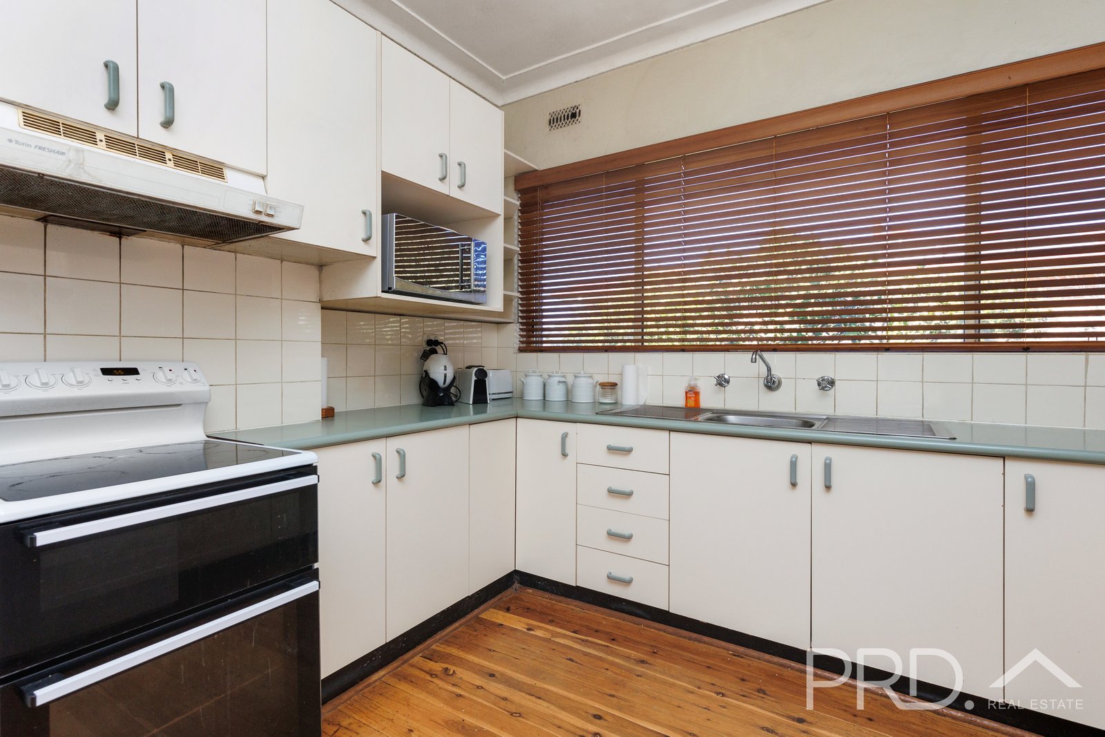 201 Capper Street TUMUT 4