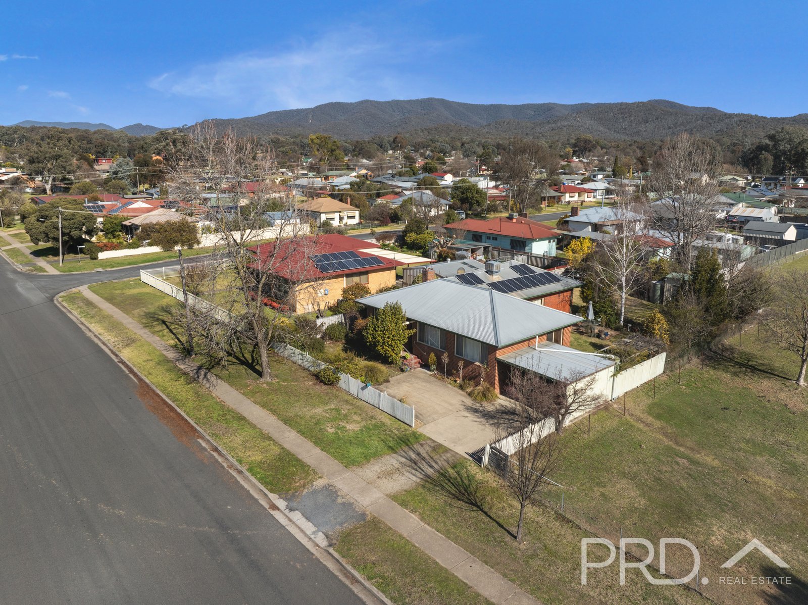 201 Capper Street TUMUT 21