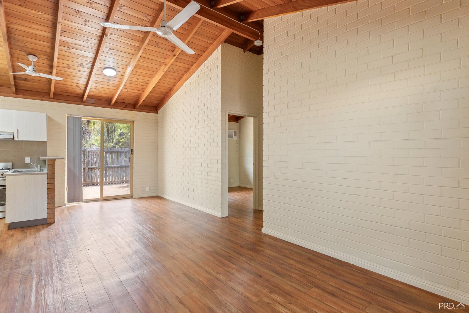 20/1 Charles Road CABLE BEACH 8