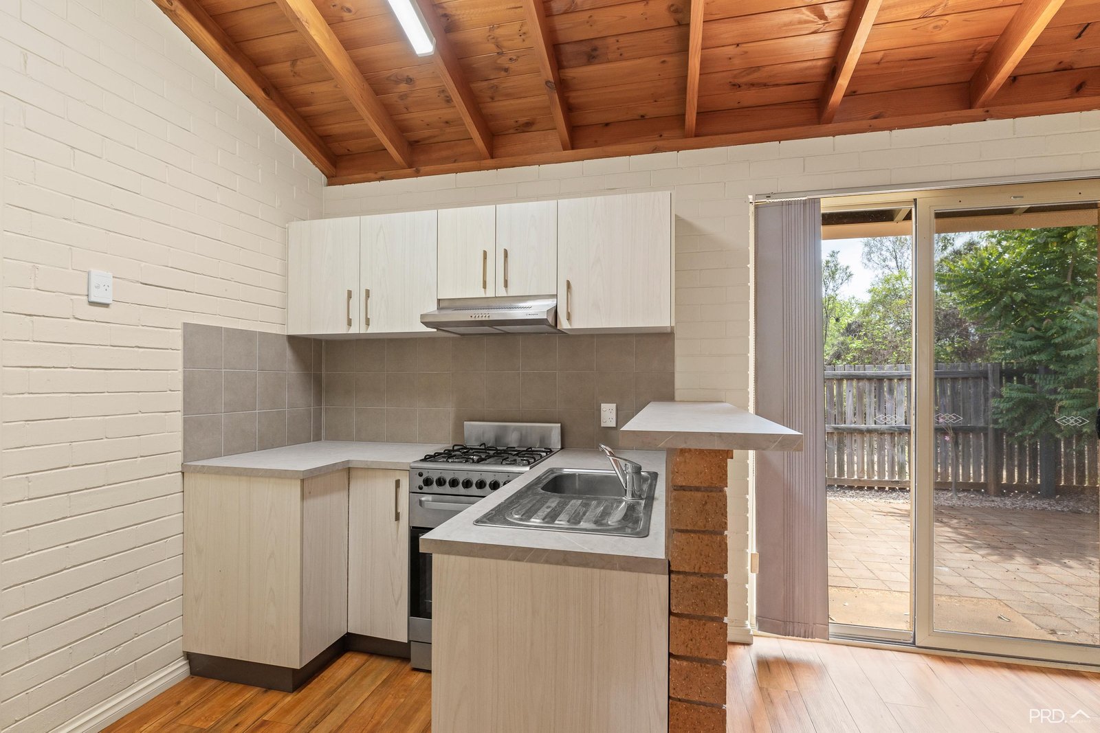 20/1 Charles Road CABLE BEACH 9