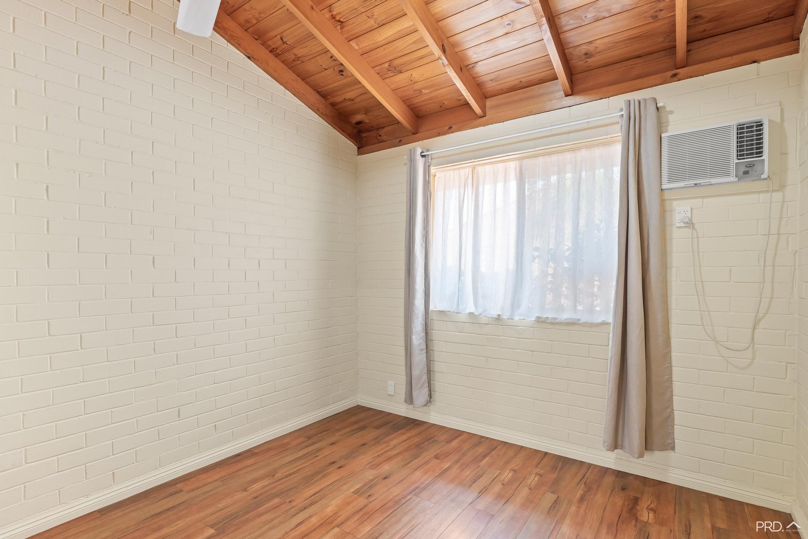 20/1 Charles Road CABLE BEACH 14