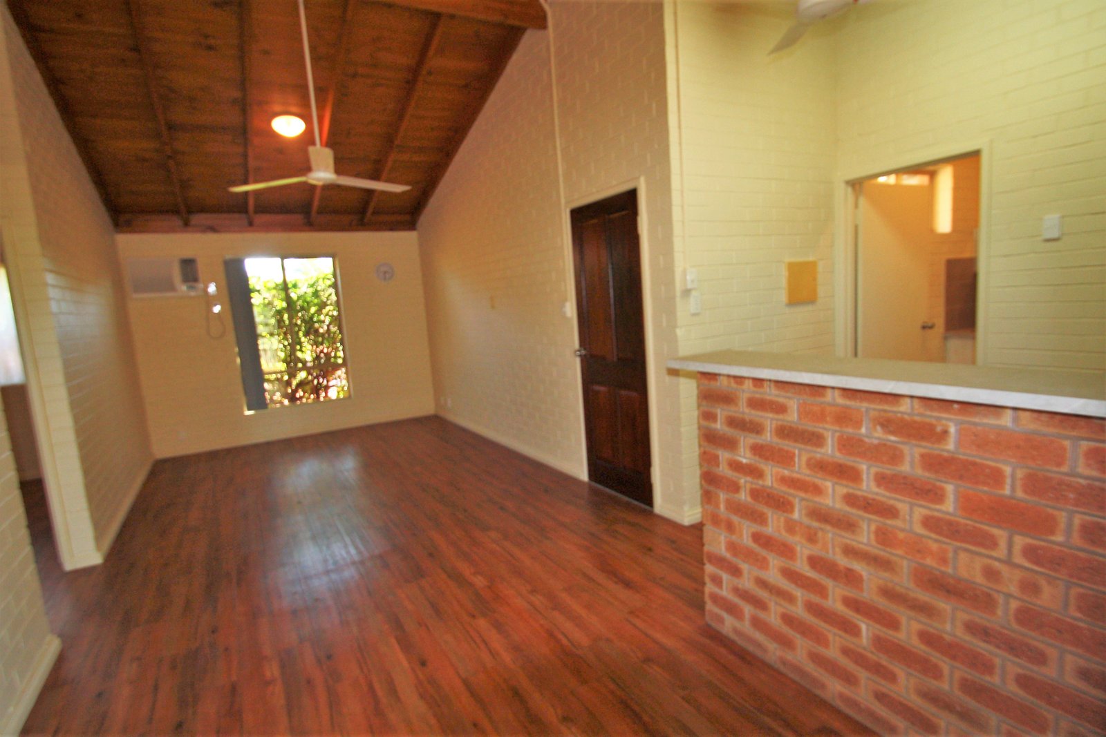 20/1 Charles Road CABLE BEACH 2