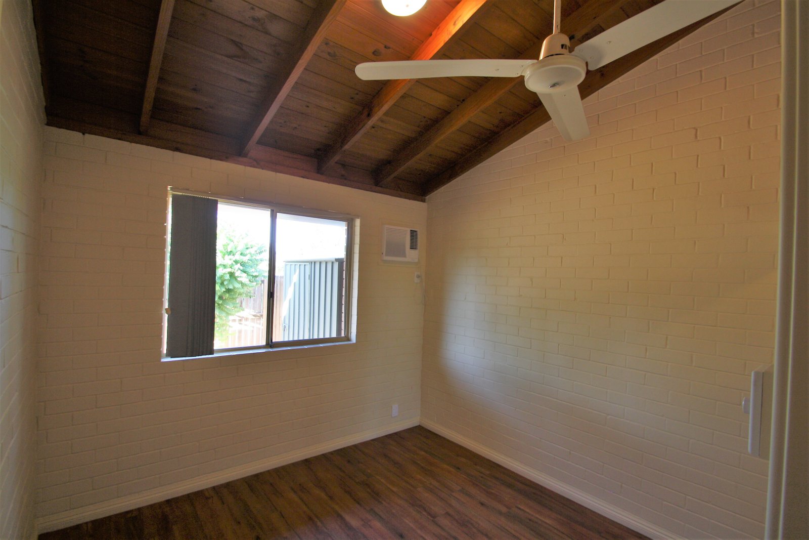 20/1 Charles Road CABLE BEACH 5